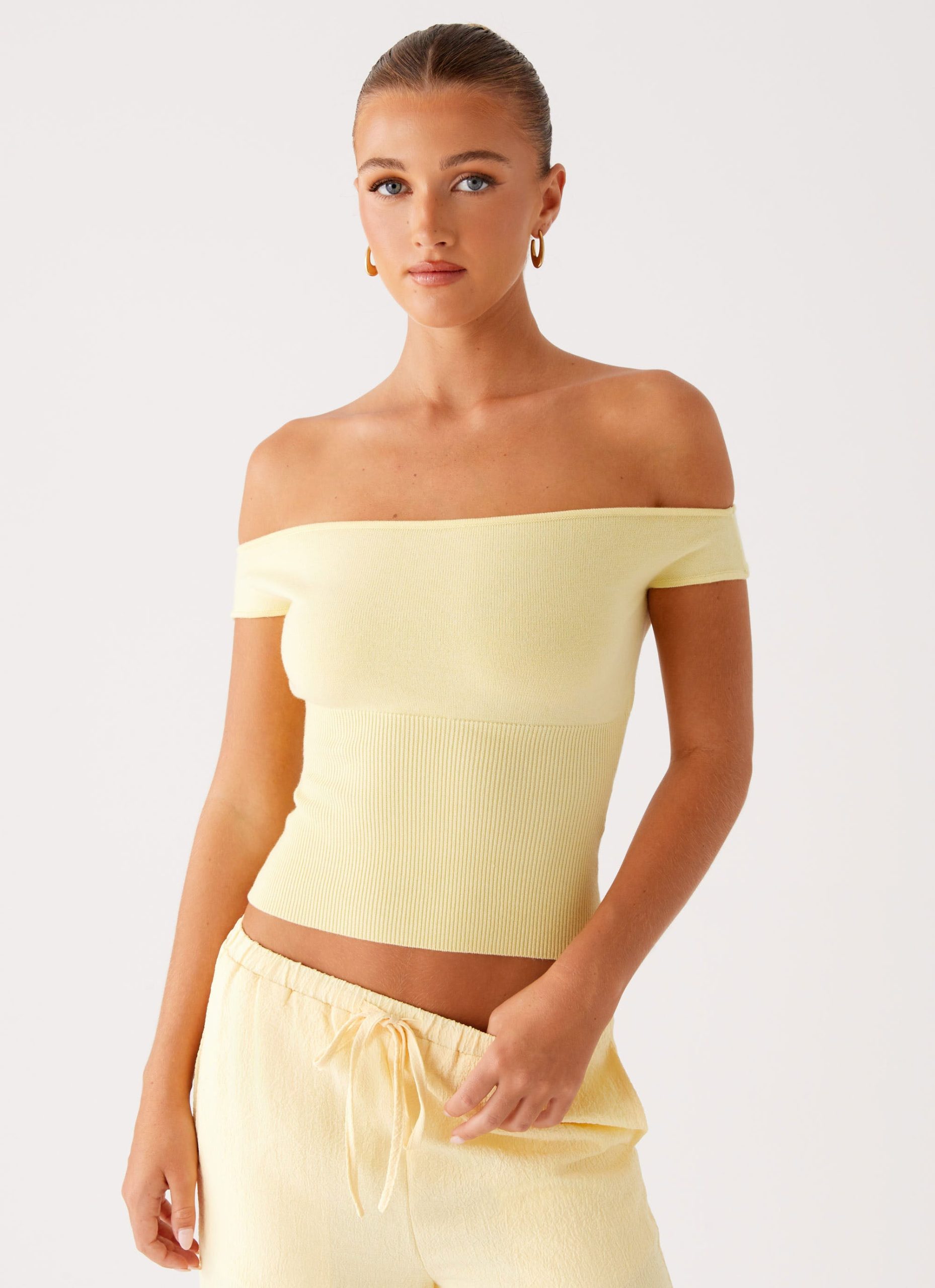 Coleman-Knit-Top-Yellow-4-Peppermayo_49a77323-b84d-456a-830f-406471a0c1cb