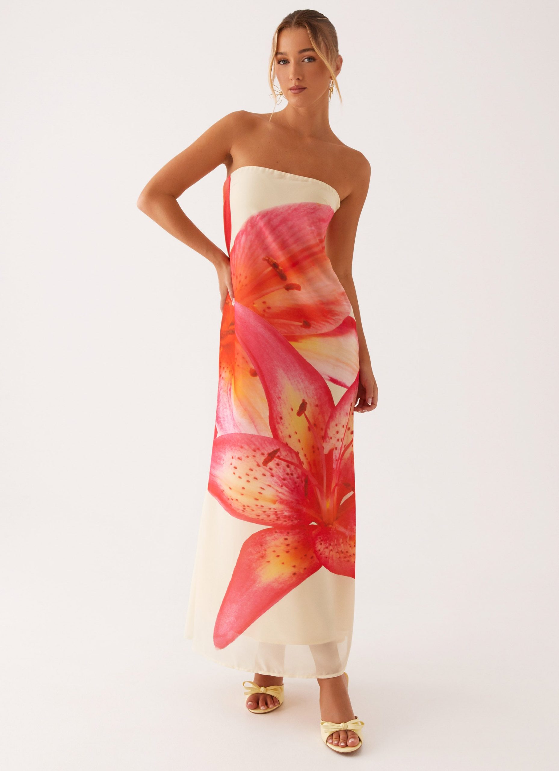 Darcy_Maxi_Dress_Yellow_Floral_6_Peppermayojpg