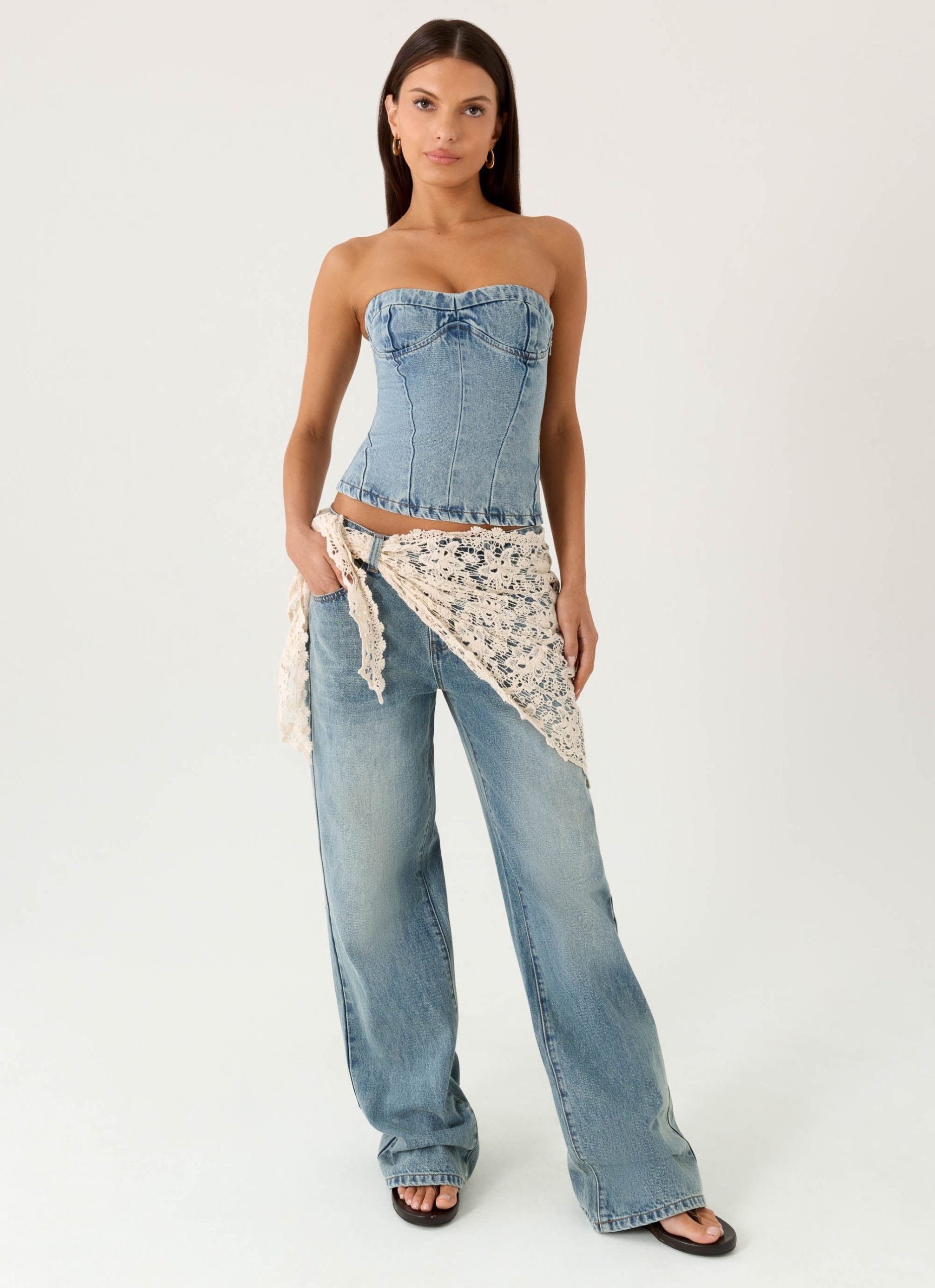 ElarisScarfLowRiseJeansTrueDenim3