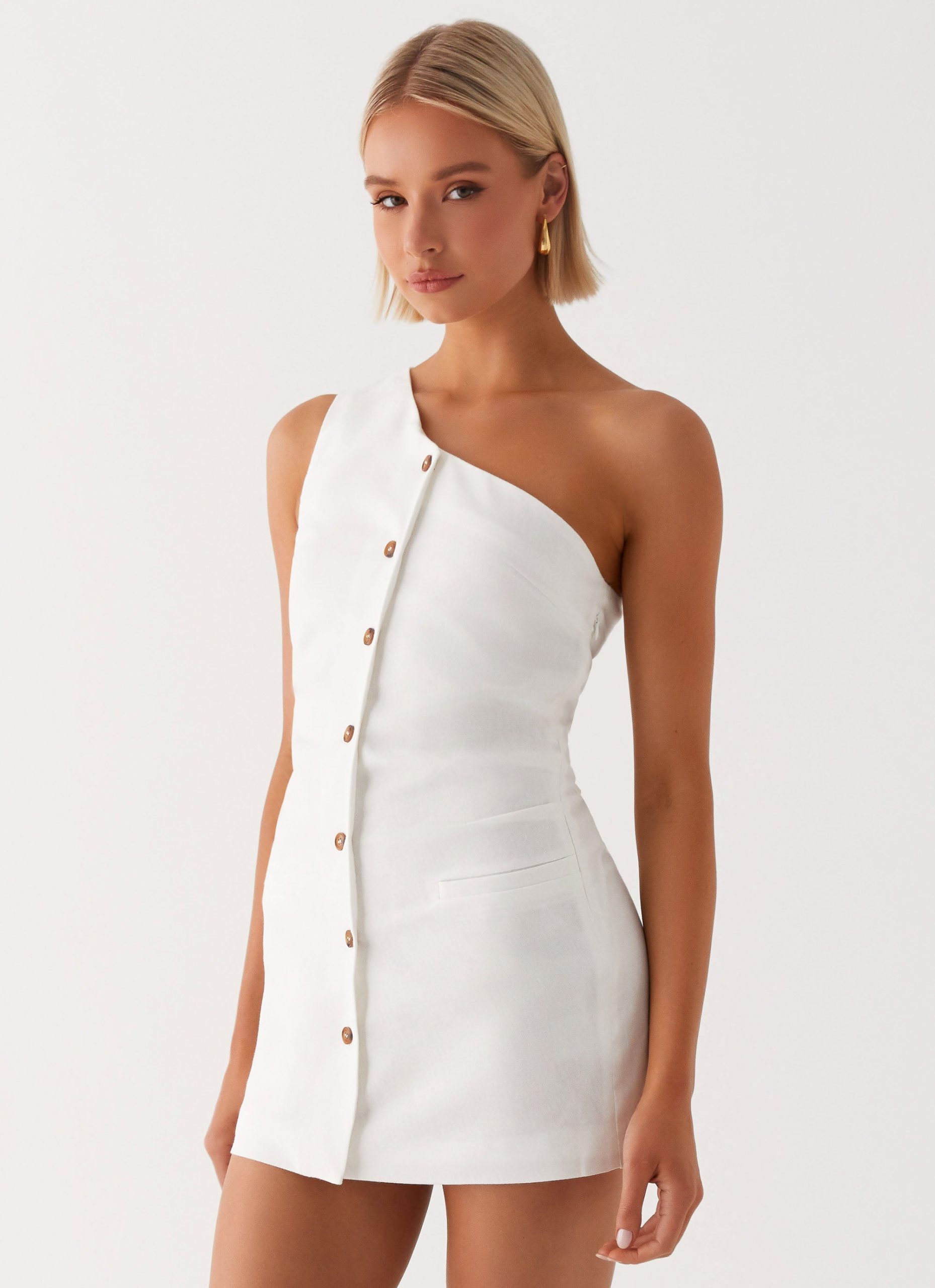 Jordy_Linen_Mini_Dress_White_5_Peppermayojpg