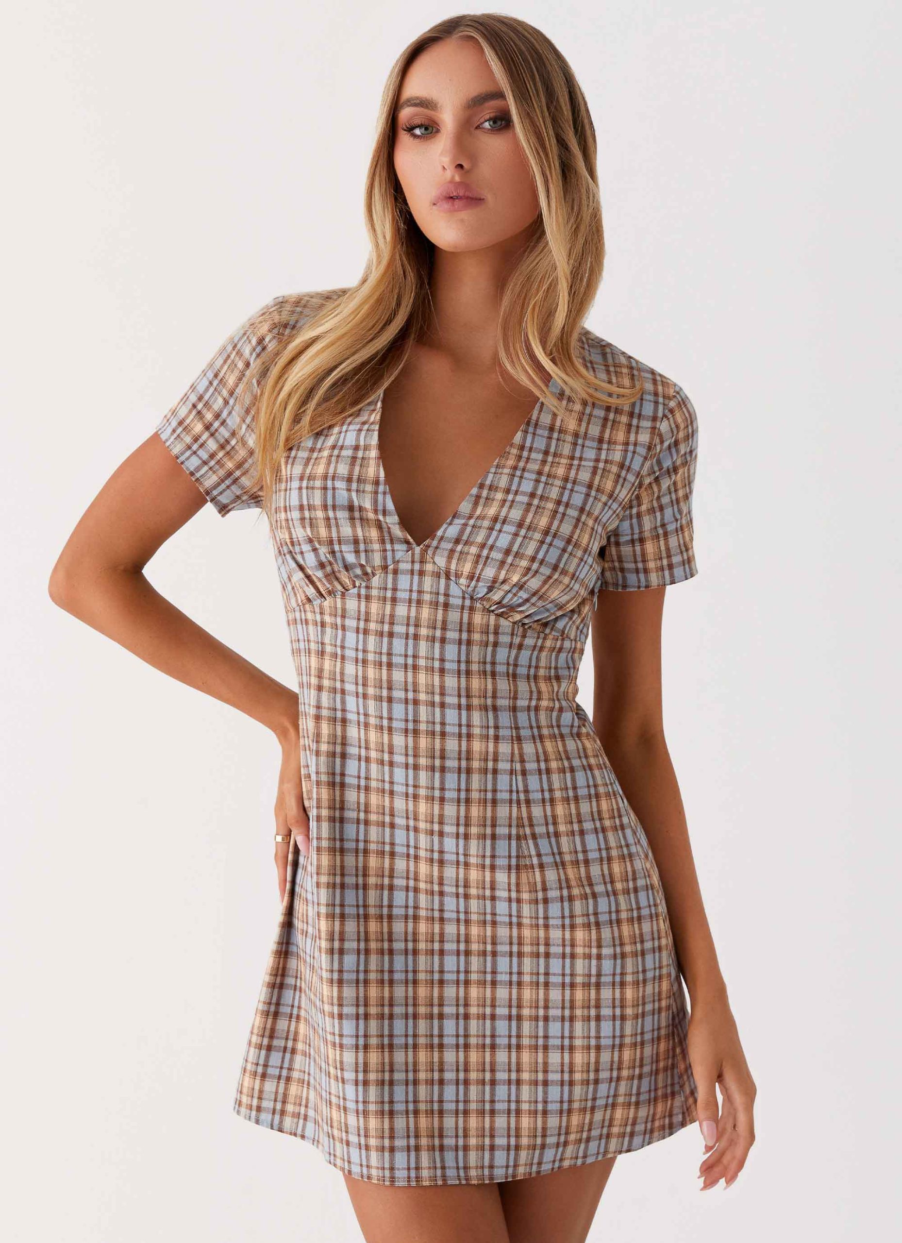 Niki_Cap_Sleeve_Mini_Dress_Check_5jpg