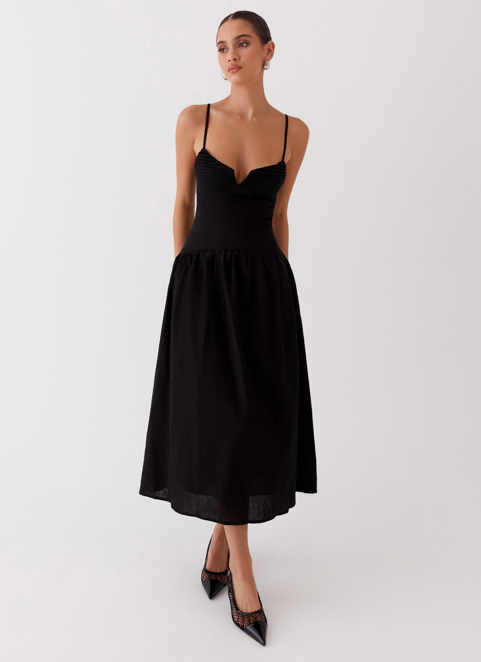 Peppermayo-03-06-24-47-Louvelle_Linen_Maxi_Dressjpg