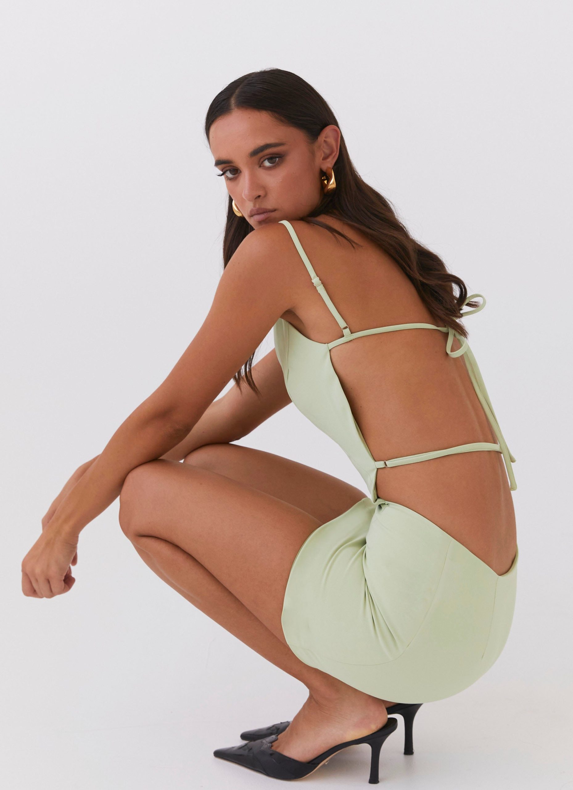 Peppermayo-120224-Roberta-Lindsey-Cutout-Mini-Dress-Green-Zest-6jpg_2052de3d-3564-42f2-8d5f-442953371341