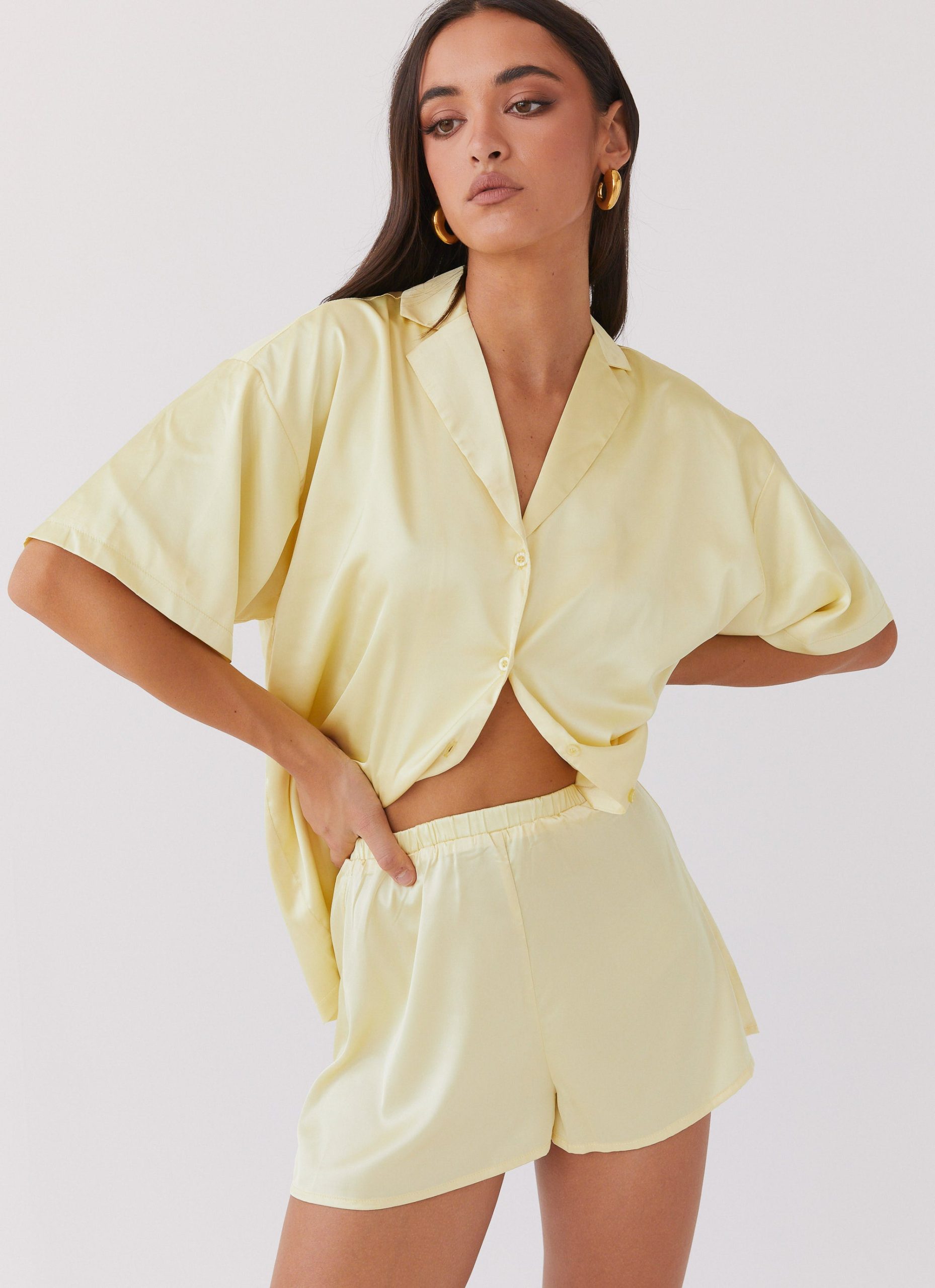 Peppermayo-180224-Roberta-Julia-Satin-oversized-Shorts-Lemon-5jpg_b0861d24-8189-4e27-a65d-e09c32a7460d