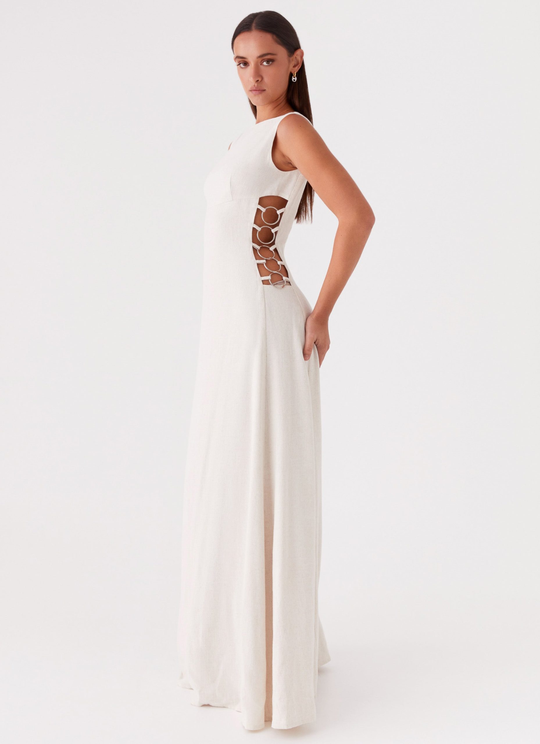 Peppermayo-24-06-24-11-Catherine_Linen_Maxi_Dress_-_Oatmealjpg