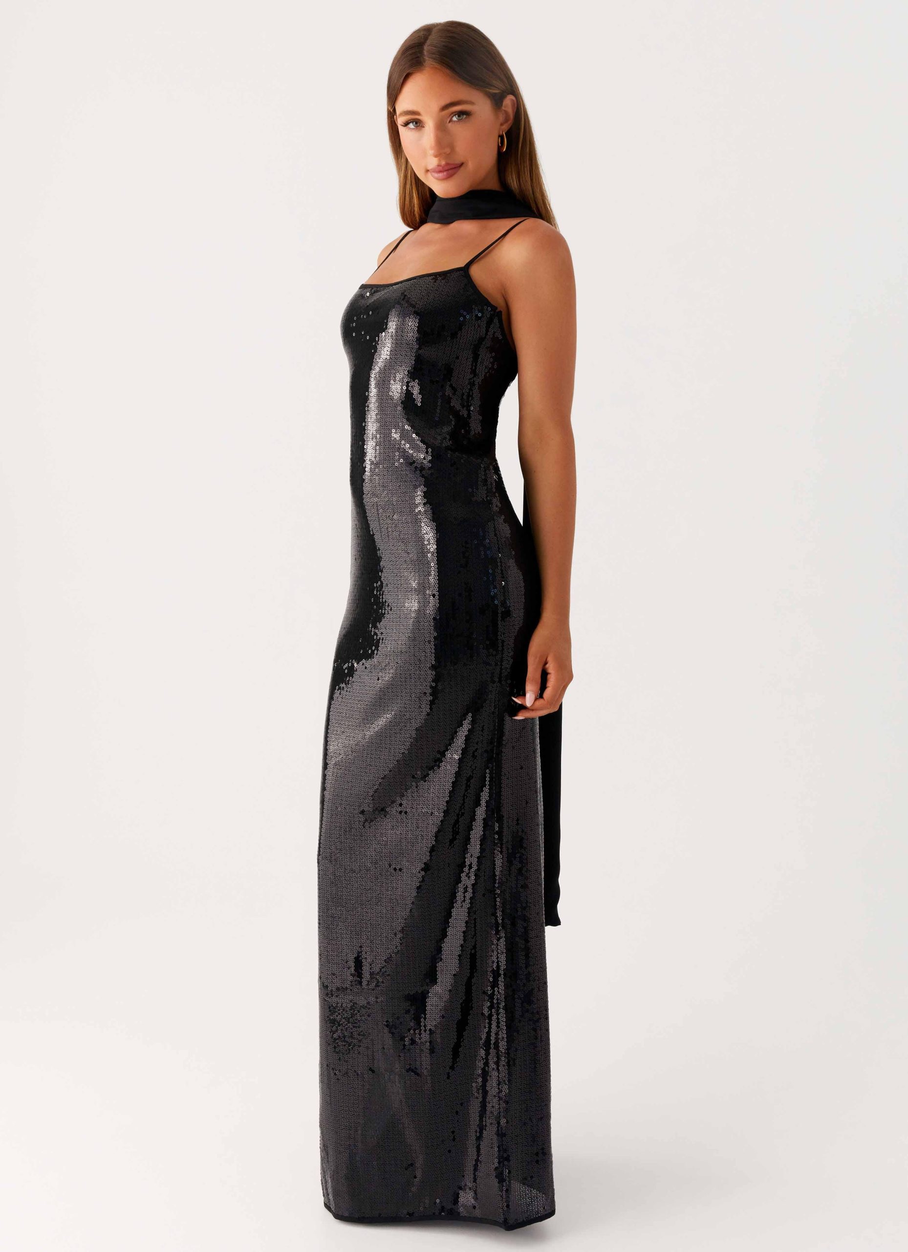 ScarfNeckSequinsMaxiDressBlack2Peppermayo